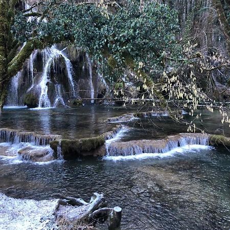Gite De La Cascade Les Planches-pres-Arbois Zewnętrze zdjęcie